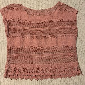 Blush lace crop tee